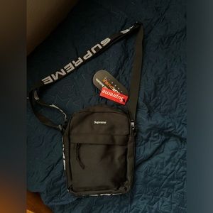 Supreme Shoulder Bag (SS18)